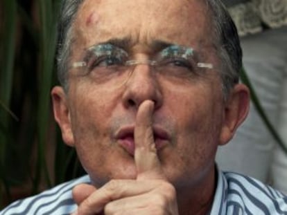 El expresidente Uribe en un mitin del candidato Óscar Zuluaga