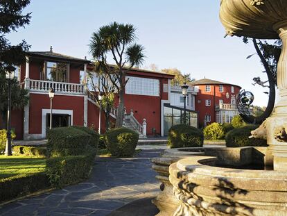 Exterior del restaurante La Palloza Gallega, en Lugo.