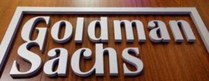 Logotipo de Goldman Sachs, en la Bolsa de Nueva York.