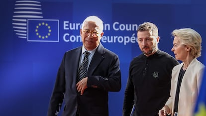 Antonio Costa, Volódimir Zelenski y Ursula von der Leyen, el jueves en Bruselas