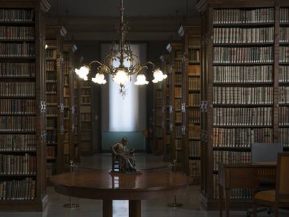 La biblioteca de la sede de la Real Academia Espa&ntilde;ola.