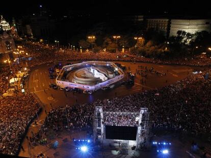 La plaza de Cibeles, repleta de seguidores. 