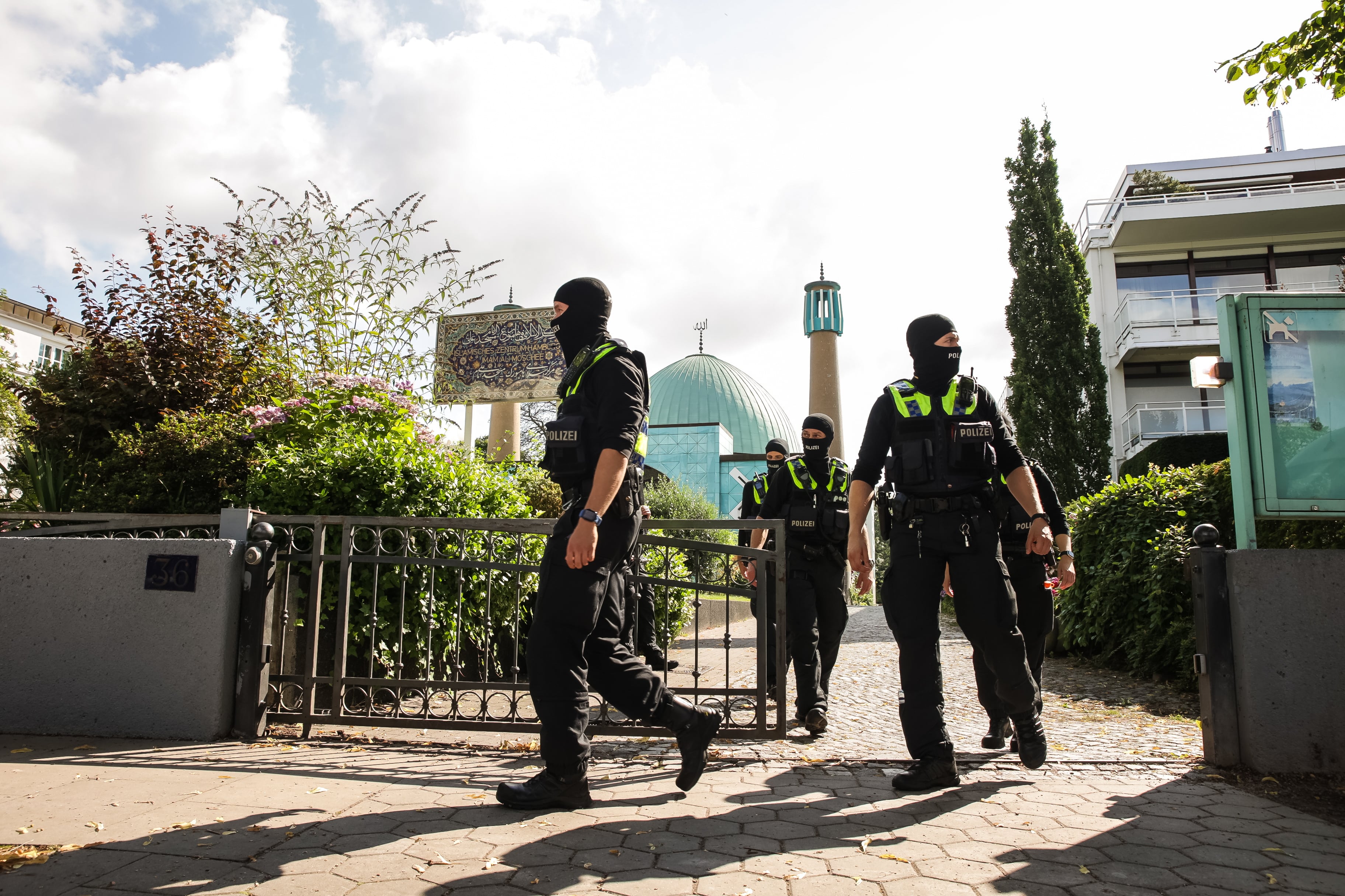 Alemania ilegaliza el Centro Islámico de Hamburgo por su “extremismo” y promover un “antisemitismo agresivo” 