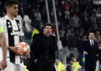 El entrenador argentino del Atlético de Madrid Diego Simeone y el entrenador italiano de la Juventus, Massimiliano Allegri.
