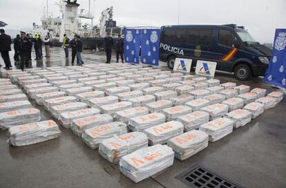 Los fardos de cocaína en el puerto de Vigo