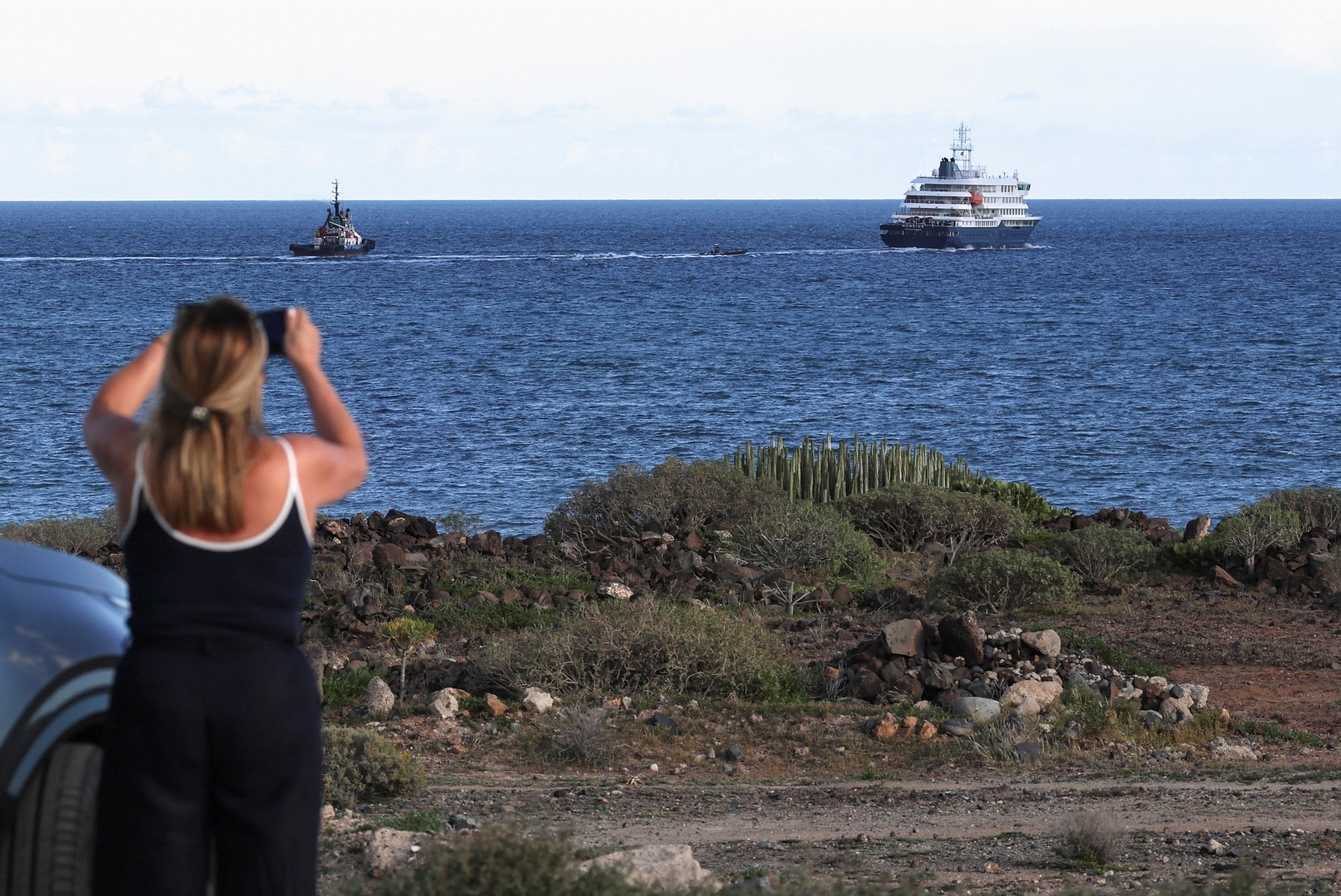 La salida de los últimos pasajeros pone fin a la evacuación del ‘Hondius’ en Tenerife