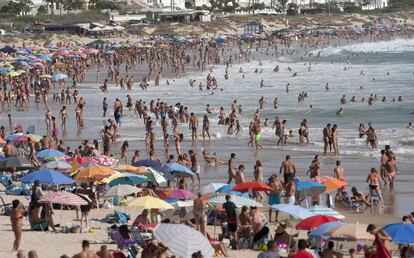 Playa de Chiclana de la Frontera, este domingo.