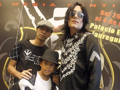 Mampuele, David García y Fran Jackson (de izquierda a derecha, los tres actores que interpretan a Michael Jackson.