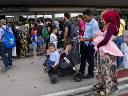 Parte de los 184 refugiados llegados el 12 de agosto a Espa&ntilde;a desde Grecia.