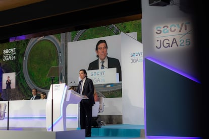 El presidente de Sacyr, Manuel Manrique, esta mañana en la junta de accionistas del grupo de infraestructuras.