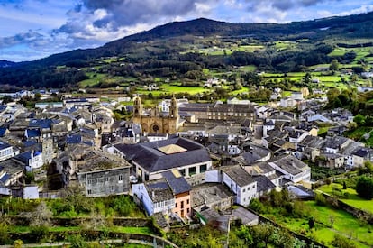 Vista del pueblo de Mondoñedo, en la provincia de Lugo (Galicia).