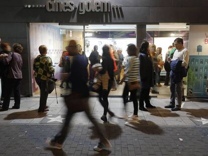 Colas en los madrileños cines Golem.