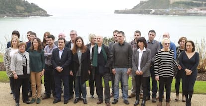 La candidatura socialista al Ayuntamiento de San Sebastián posa este domingo en el palacio de Miramar. 