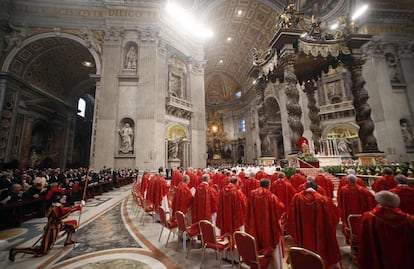 Solemne eucarisiía 'Pro eligendo Pontifice' que es la antesala al cónclave, en la Basílica de San Pedro.