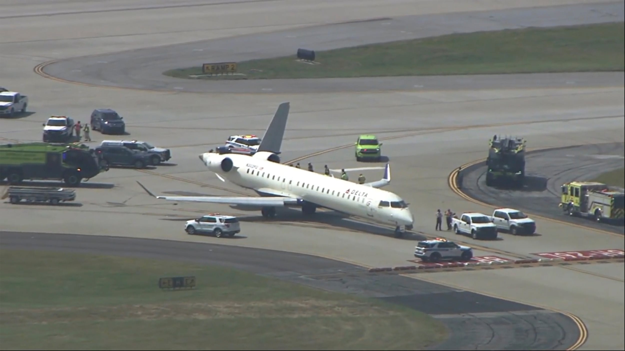 Dos aviones de Delta chocan en una pista del aeropuerto de Atlanta 