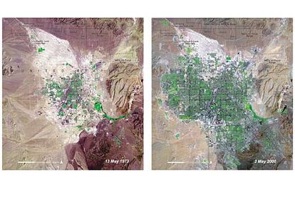 La ciudad norteamericana de Las Vegas, fotografiada en 1973 (izquierda) y en 2000.