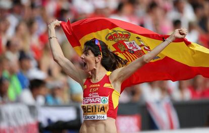 Beitia celebrando la medalla de oro en salto de altura en el Campeonato Europeo de Atletismo en Zurich, en 2014.