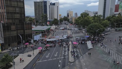 Bloqueo en Insurgentes y Paseo de la Reforma, en Ciudad de México.
