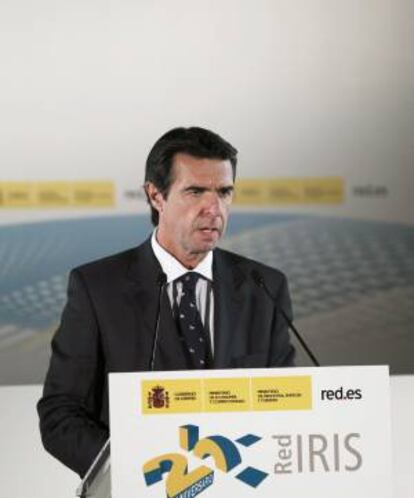 El ministro de Industria, Energía y Turismo, José Manuel Soria, durante su intervención en el acto institucional que ha tenido lugar hoy en el Ministerio de Industria con motivo del 25 aniversario de la RedIRIS, una red de comunicaciones avanzadas para la investigación, que ha sido presidido por el Príncipe de Asturias.