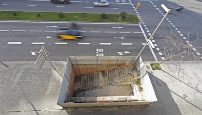 La futura estaci&oacute;n de metro Foc Cisell, en el paseo de la Zona Franca