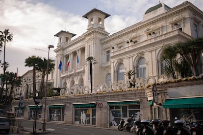 Una vista general del Casino de San Remo, Italia. 