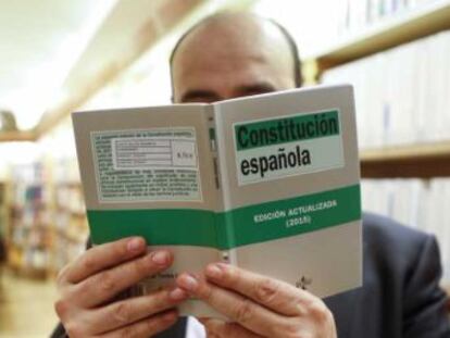 Qué supone, cómo se aplica y aquella vez que casi se utilizó en Canarias. Recopilamos los artículos y tribunas con los pormenores del inédito artículo de la Constitución