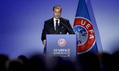 Alexander Ceferin, durante el congreso de la UEFA del pasado 7 de febrero en el que fue reelegido como presidente del fútbol europeo.