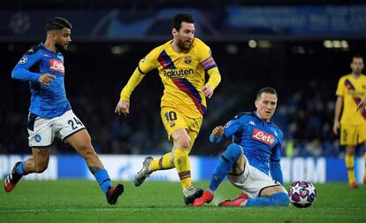 Messi, durante el partido de la ida de octavos ante el Nápoles.