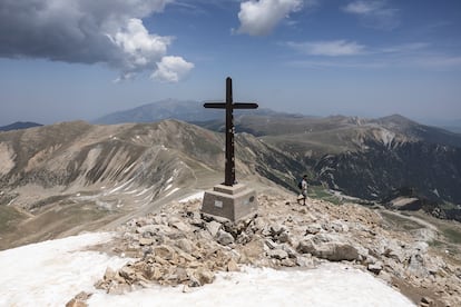 Antecima del Bastiments. 
