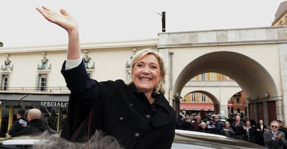 La candidata del FN, Marine Le Pen, este lunes en Niza.