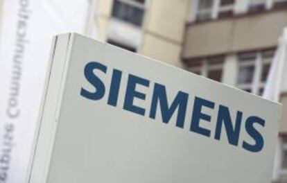 Detalle del logotipo de Siemens. EFE/Archivo