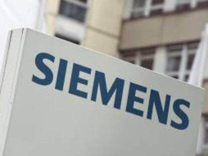 Detalle del logotipo de Siemens. EFE/Archivo