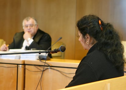 Encarnación Jiménez, durante su declaración en el juicio celebrado contra ella en la Audiencia Provincial de Madrid en 2007.