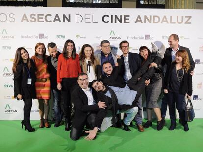 El equipo del Festival de Documentales Alcances, en la gala de los premios Asecan, en Sevilla.