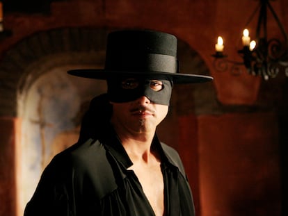 El Zorro, personaje creado en 1919 por Johnston McCulley.