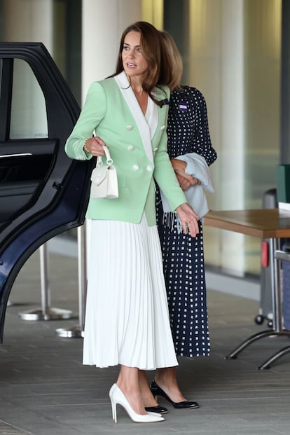 La llegada de la Princesa de Gales a las gradas de la pista central de Wimbledon siempre se vive con mucha expectación por parte de la prensa mundial. Desde que forma parte de la Casa Windsor es la estrella principal de los palcos de honor.