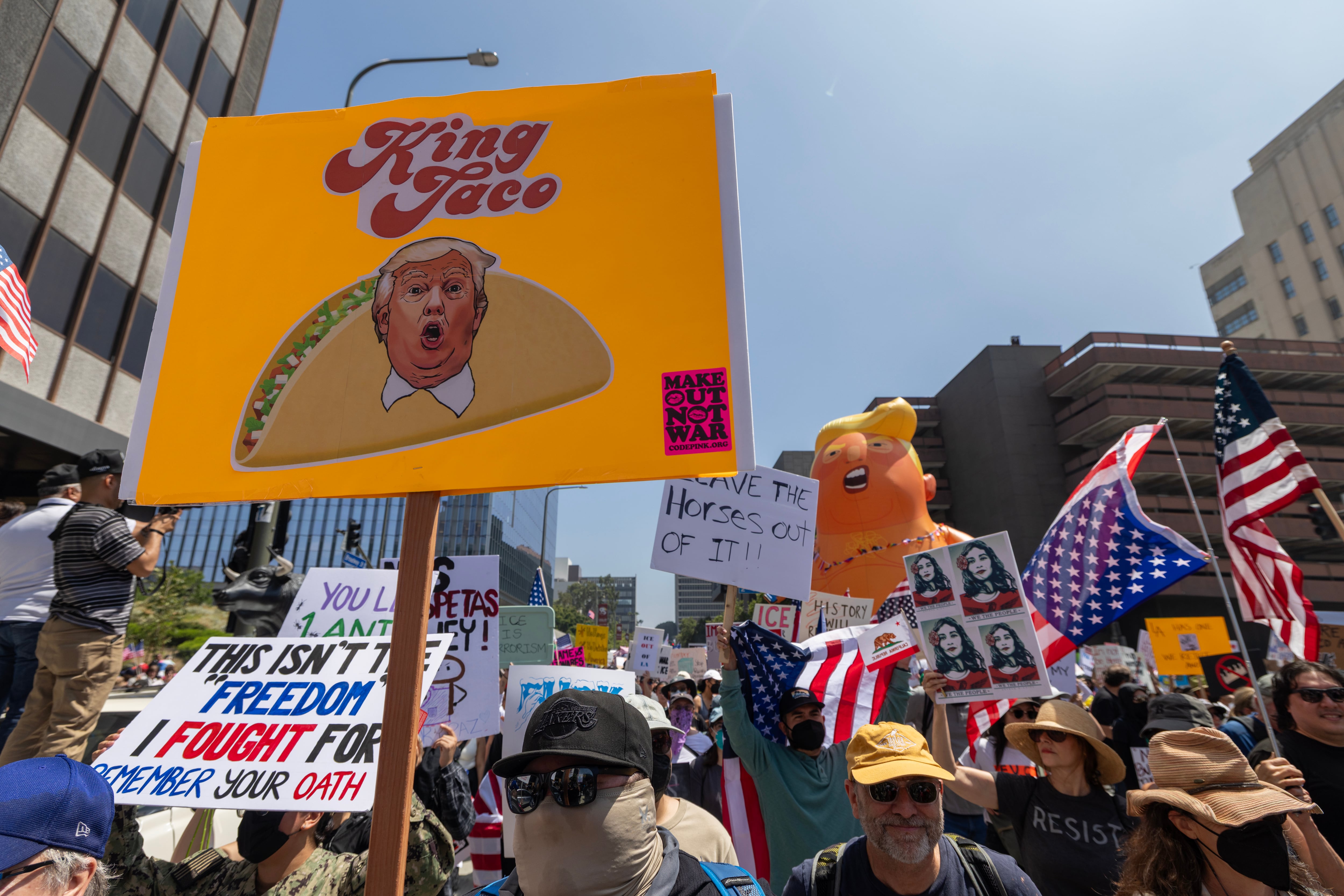El TACO cumple un año en plena forma: la Bolsa vuelve a anticipar los vaivenes de Trump