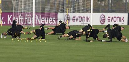 Los jugadores del Borussia, durante un entrenamiento.