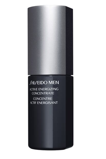 Uno de esos tratamientos diarios que los hombres sí consienten en ponerse. Es el Concentrado Activo Energizante de Shiseido Men, que aporta vitalidad al rostro cada mañana y evita el envejecimiento.