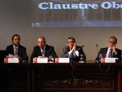Soler, Pascual, Vela, P&eacute;rez y Torrent, en la mesa de Claustre Obert sobre financiaci&oacute;n. 