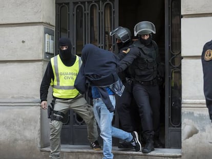 La Guardia Civil detiene en Barcelona a un supuesto yihadista, el pasado noviembre.