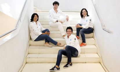 Cuatro de las cinco mujeres que van a escalar el Kilimanjaro después de superar un cáncer de mama.