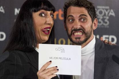 Rossy de Palma y Paco Leon, durante los premios Goya 2018.