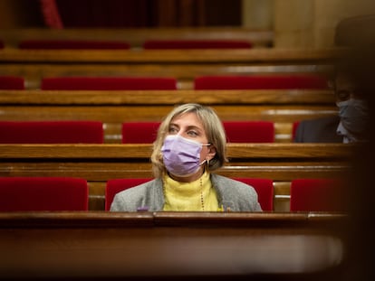 La consejera de Salud de la Generalitat, Alba Vergés, durante una sesión en la Diputación Permanente del Parlament.