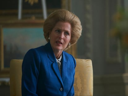 Gillian Anderson, como Margaret Thatcher en la cuarta temporada de 'The Crown'.