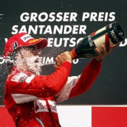 Fernando Alonso celebra la victoria en el Gran Premio de Alemania