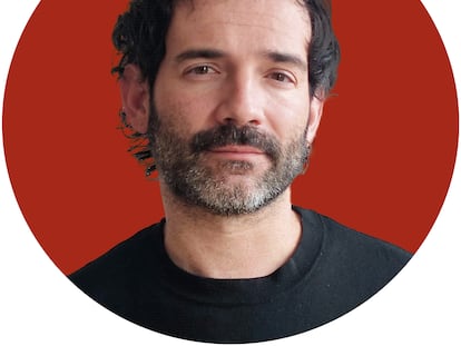 Luis López Carrasco: “Somos cíborgs desde que se inventaron las gafas”