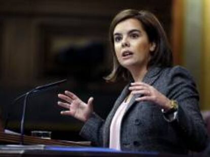 Sáenz de Santamaría reclama "unión" para facilitar la salida de la crisis