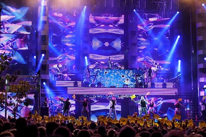 La orquesta Panorama actuando en las fiestas de Meira (Lugo).   
 