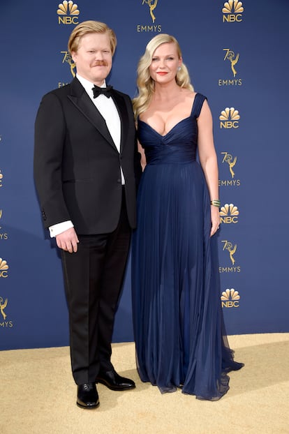 El actor Jesse Plemons con su pareja, la actriz Kirsten Dunst. 